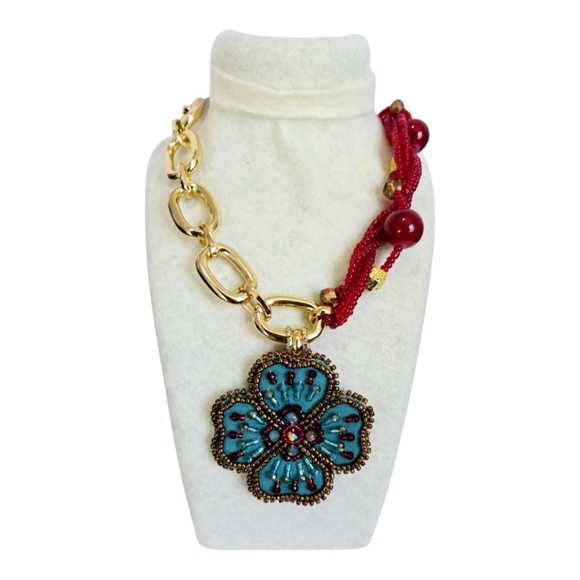 Hand Made Clover Necklace - Picture 1 of 5